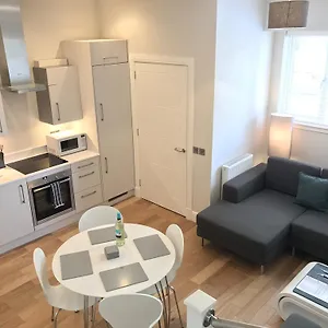 Apartment Capital Retreats - Dewar Place Lane, Edinburgh