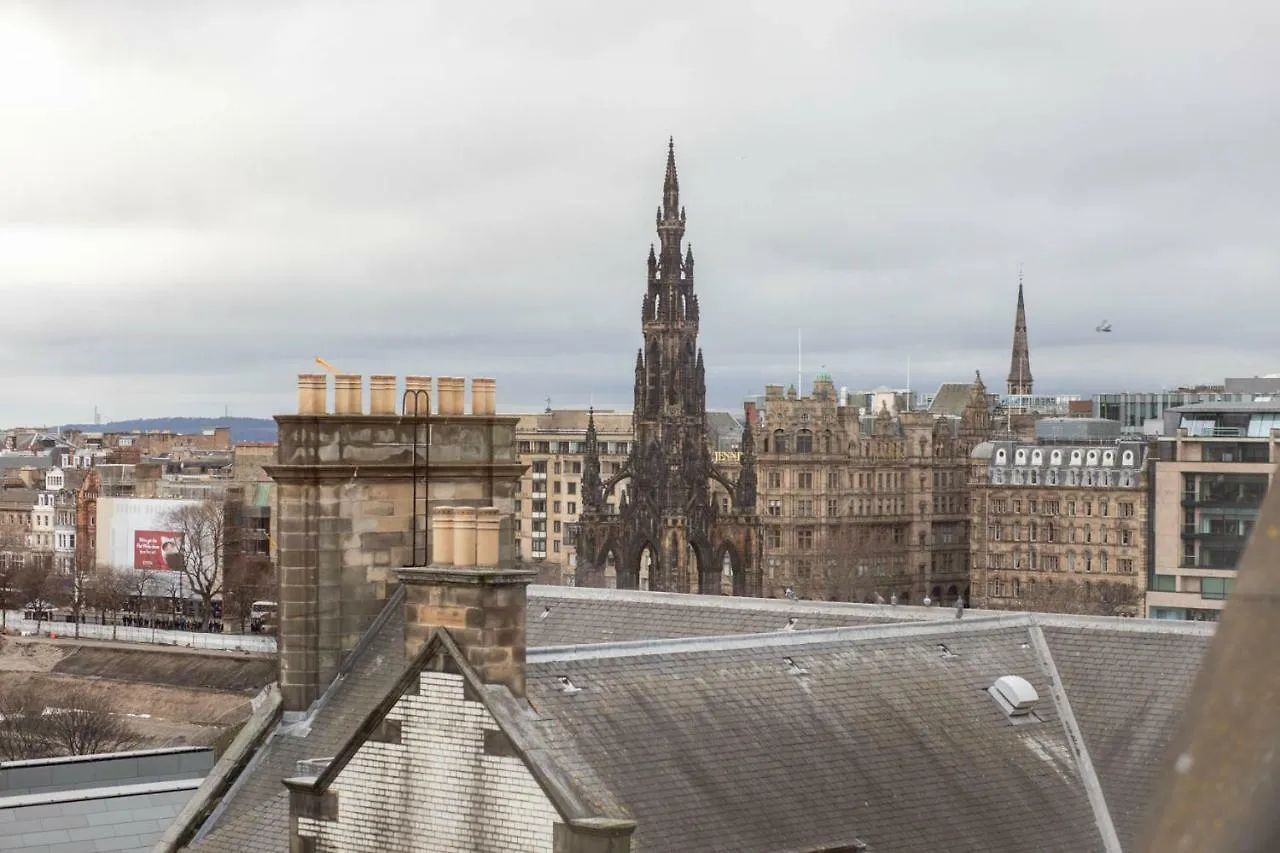 The Attic Flat Apartment Edinburgh